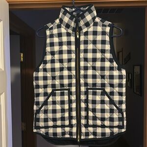 J Crew 💙 Navy Buffalo Plaid Vest